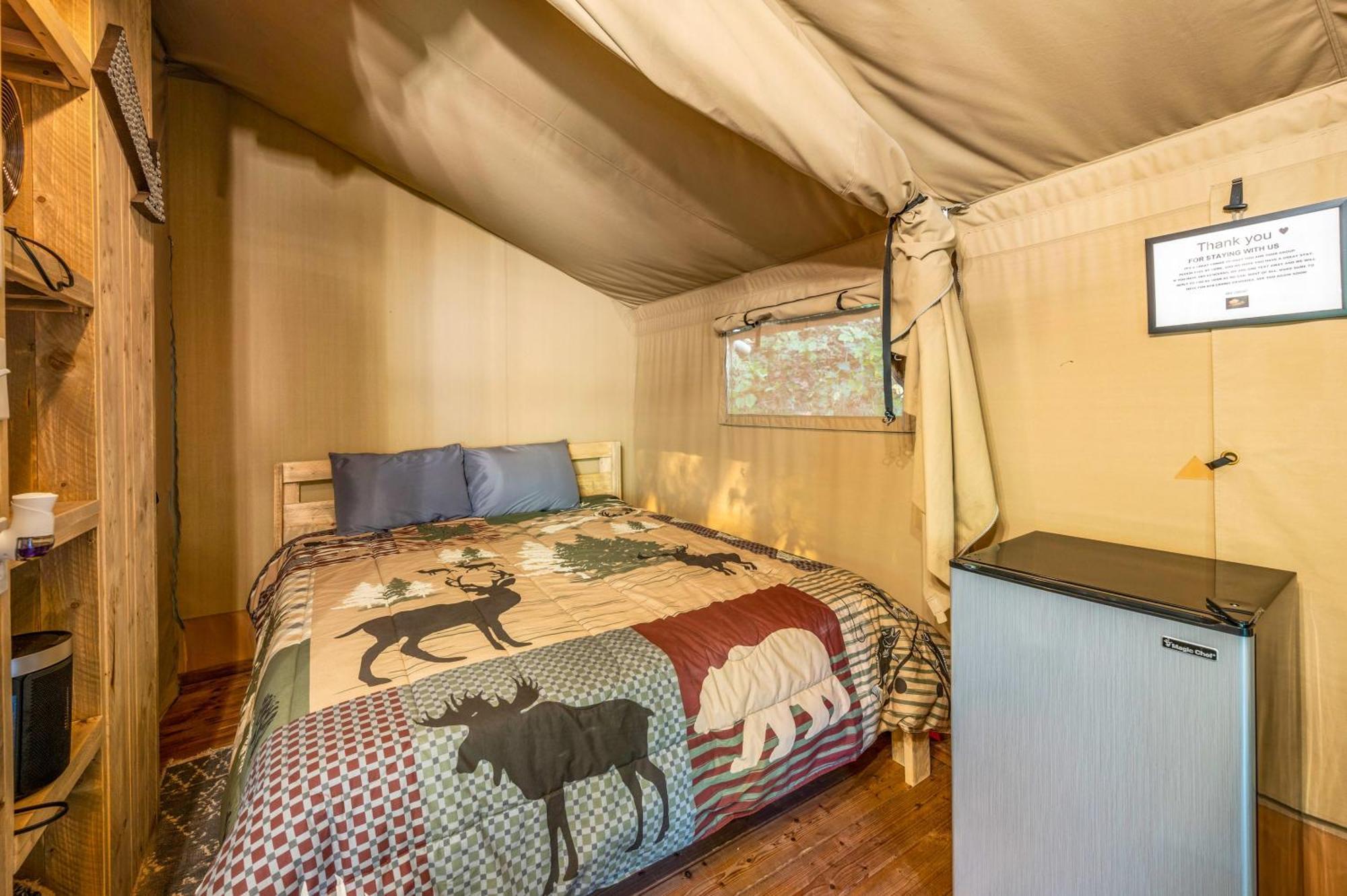 Firefly Season Glamping Hotel Sevierville Luaran gambar